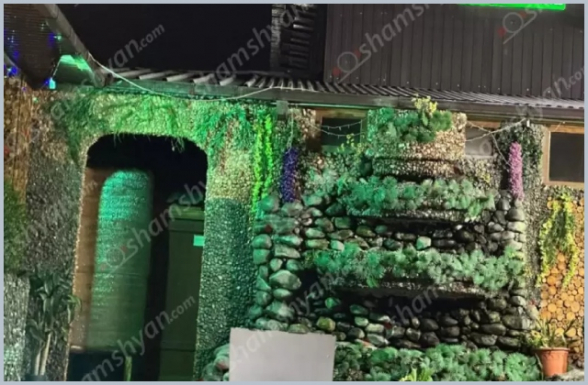 Վրաստանի քաղաքացին դիմել է ոստիկանություն և հայտնել, որ «Սատուրն Գարդեն» հյուրանոցում 2 կին, օգտվելով իր անուշադրությունից, տաբատի գրպանից գողացել են 4,500 դոլար